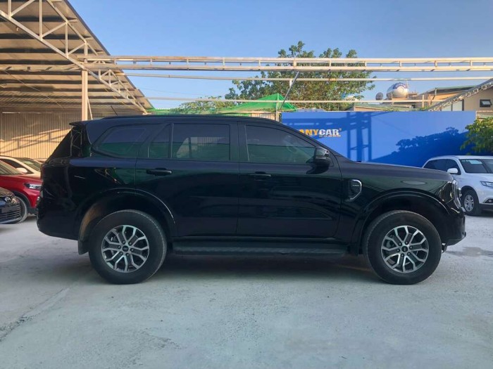 Ford Everet 2.0AT 2024 đến thailan